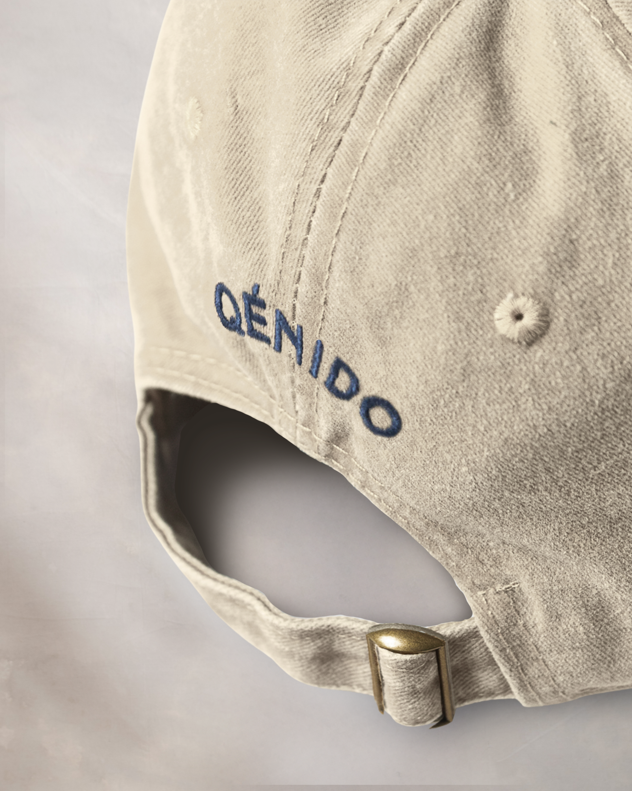 Gorra Beige Claro Classic Qénido
