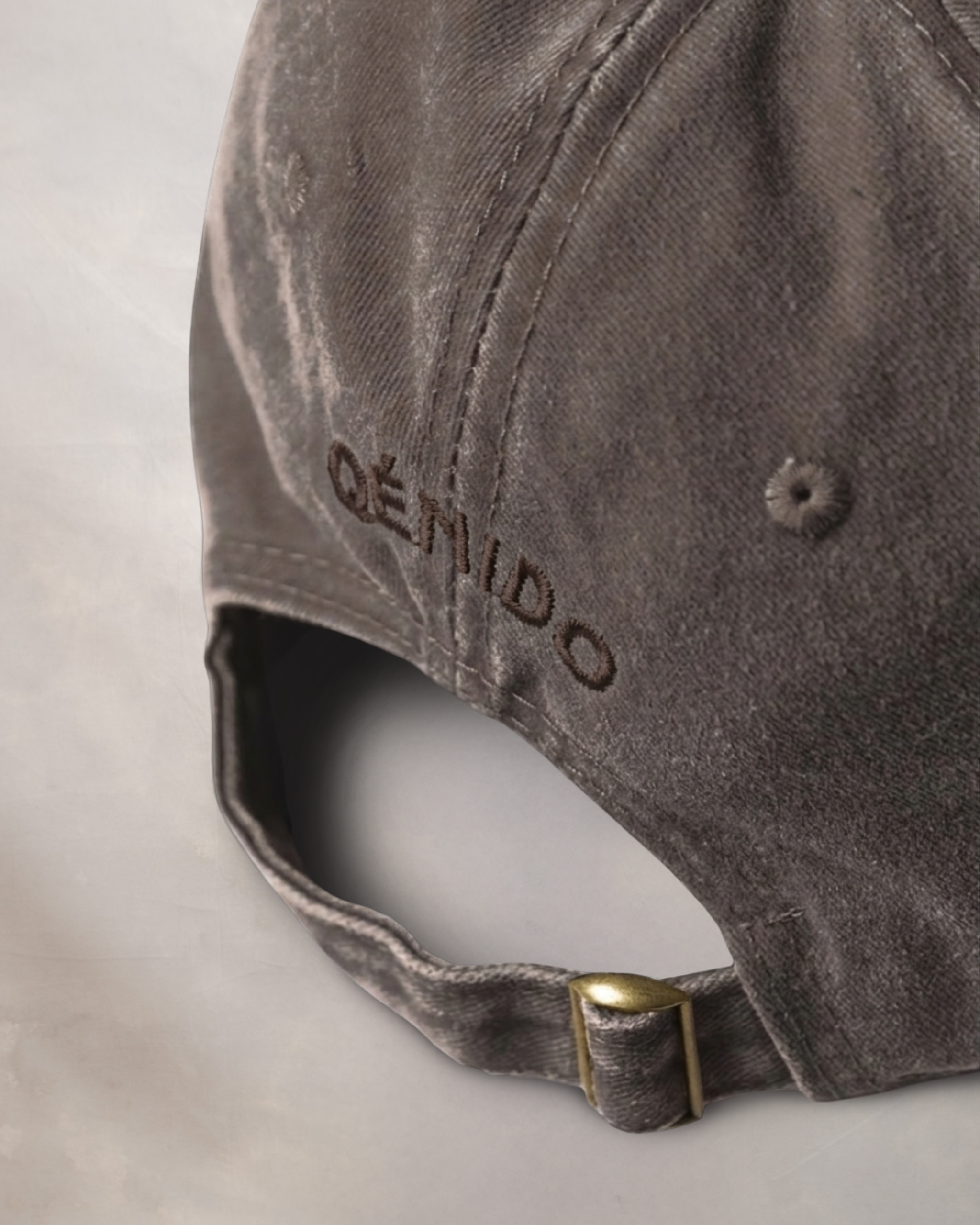 Gorra Marrón Minimal