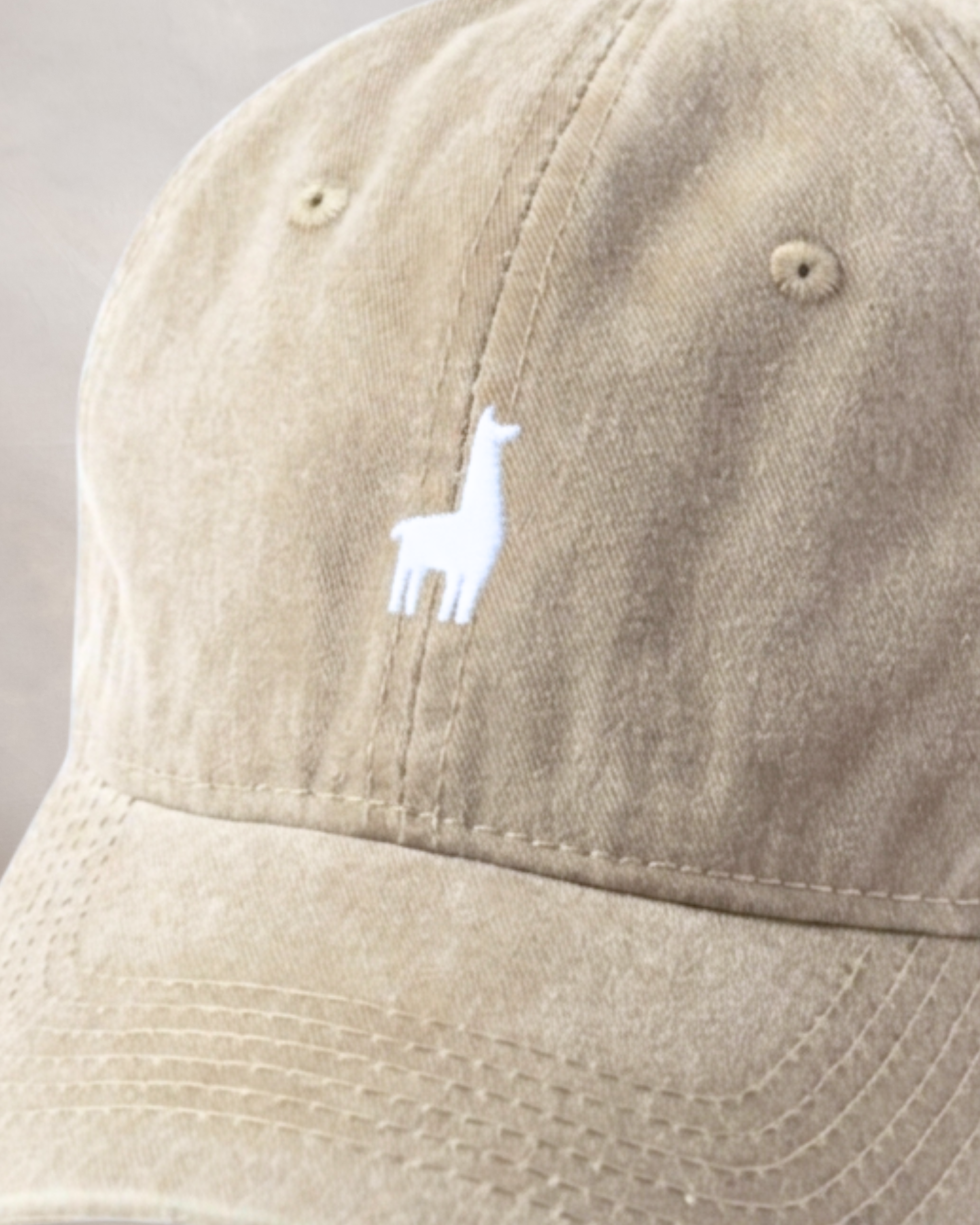 Gorra Beige Claro White Qénido
