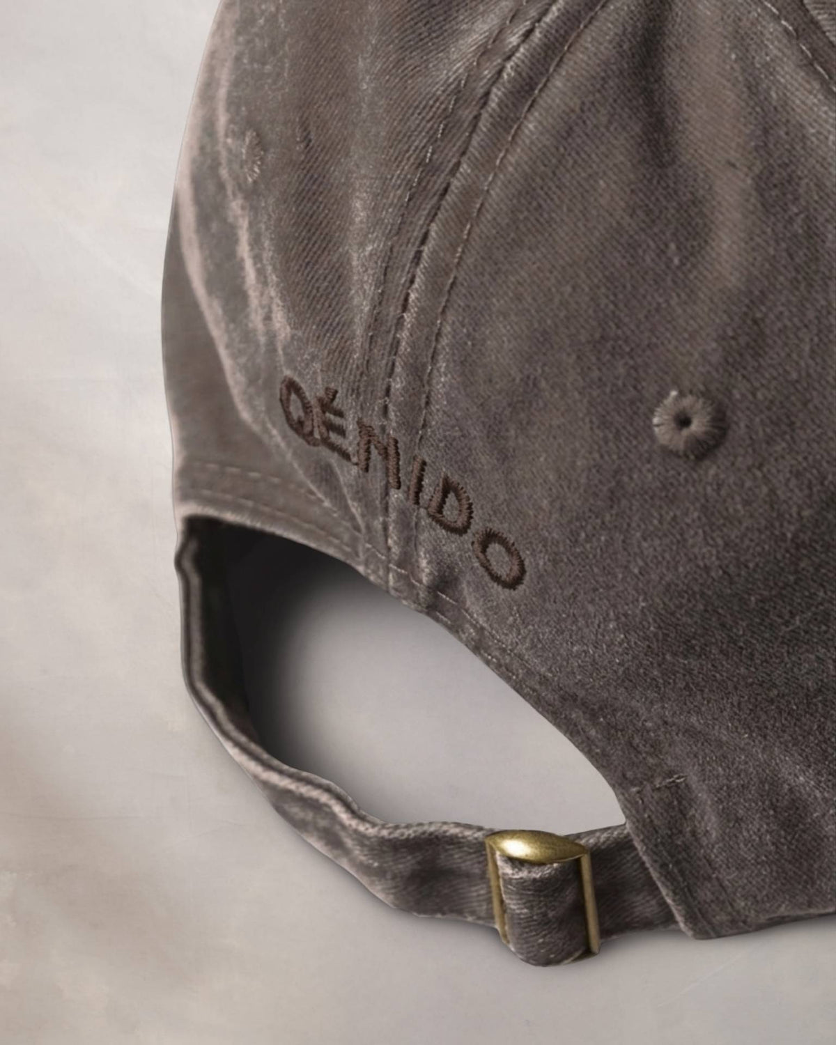 Gorra Marrón Minimal