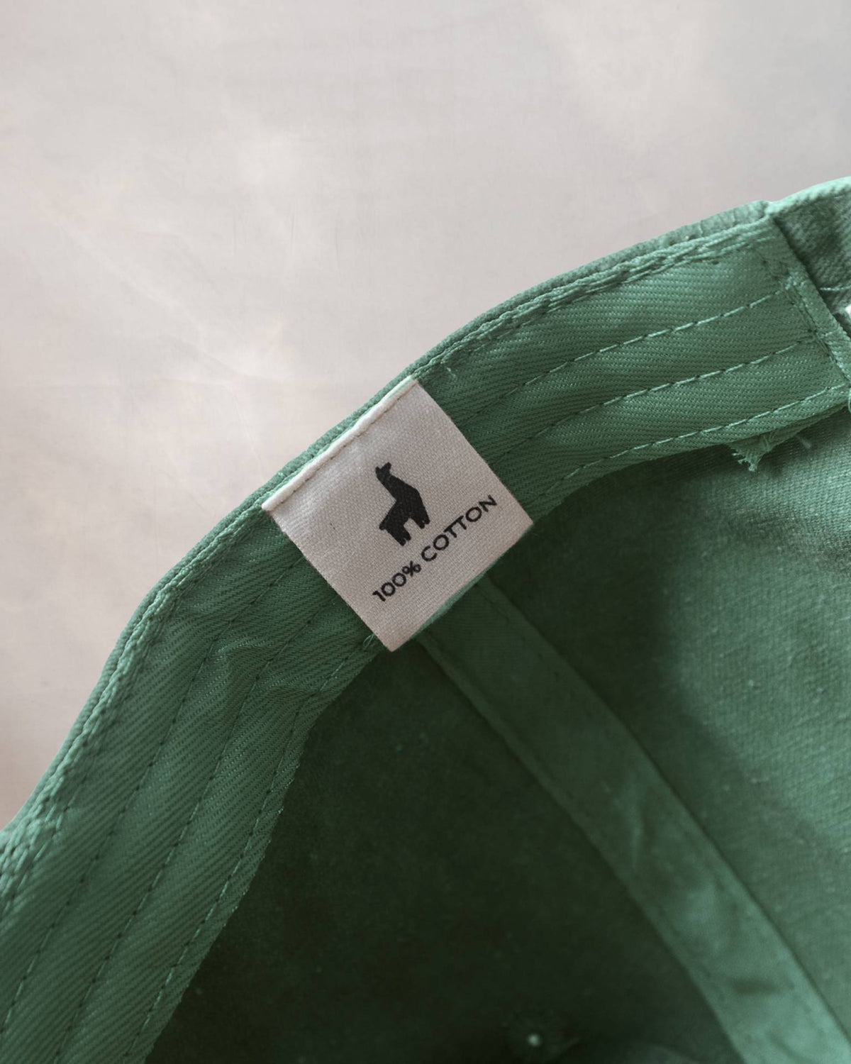 Gorra Verde Minimal