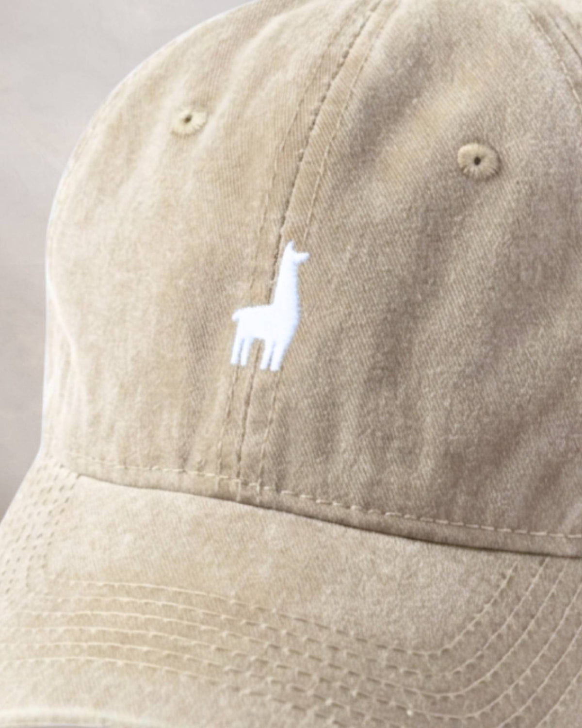 Gorra Beige Claro White Qénido
