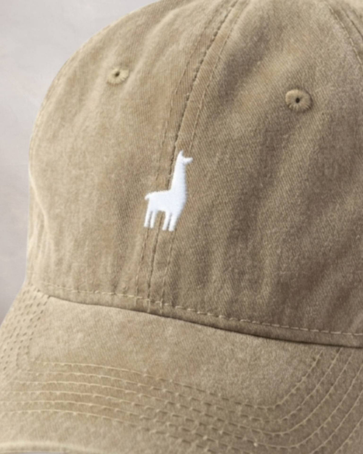 Gorra Beige White Qénido