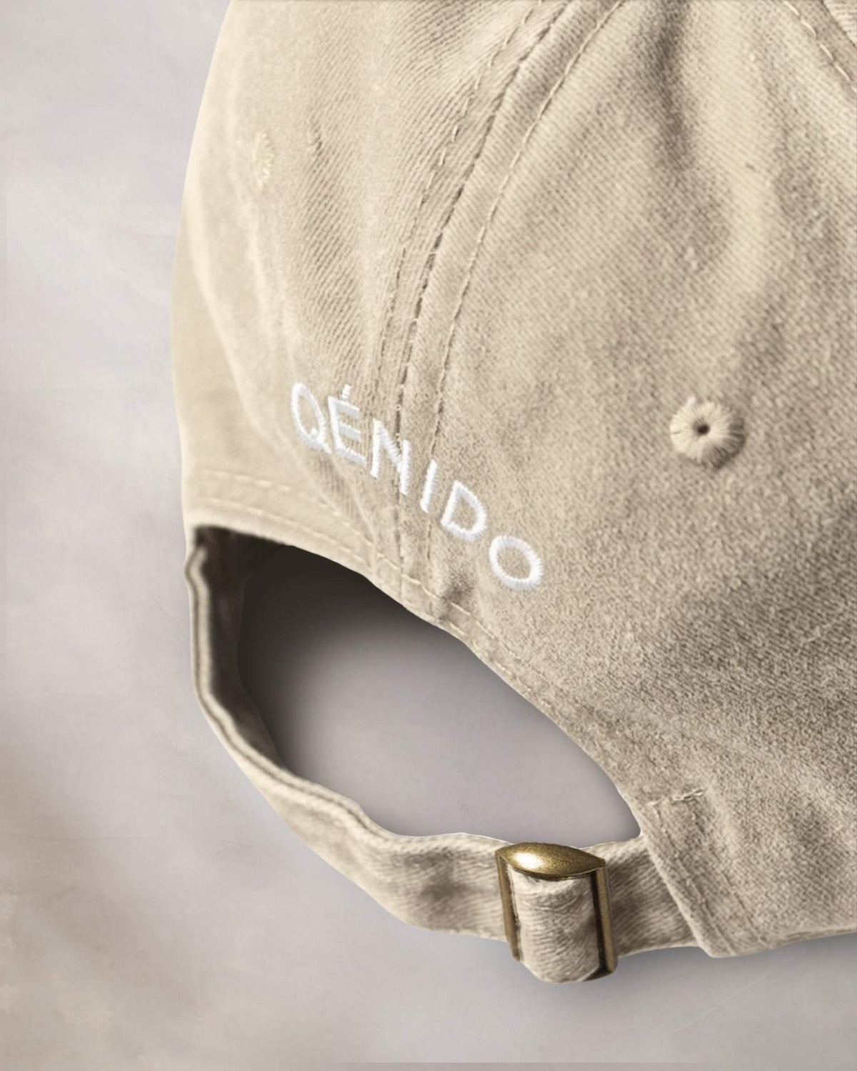 Gorra Beige Claro White Qénido